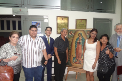 En el evento asistieron profesores, alumnos y personas en general.