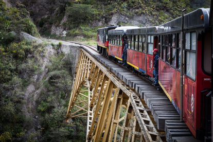 La entidad depende del soporte económico estatal, pues sus otros ingresos, provenientes de la autogestión y venta de servicios turísticos, son insuficientes para su vida operativa.