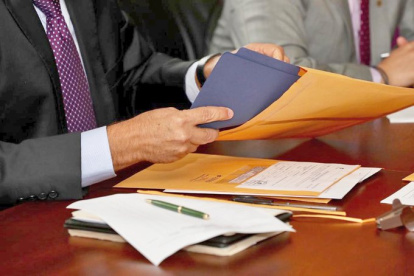 Petroecuador adjudicó la importación de 3,36 millones de barriles de diésel premium a la firma con sede en Singapur Trafigura Pte. Ltd.