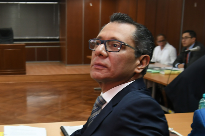 El vicepresidente sigue apenado por no acompañar los proyectos en los que había prometido continuar.