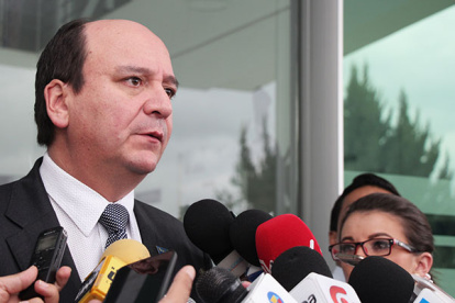 Acusador. El fiscal Carlos Baca dijo que hay elementos para la prisión del vicepresidente y su tío.