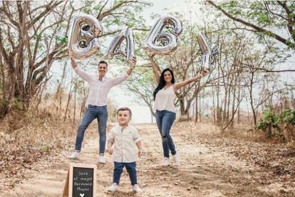 La artista publicó la noticia en Instagram junto con una sesión de fotos especial.