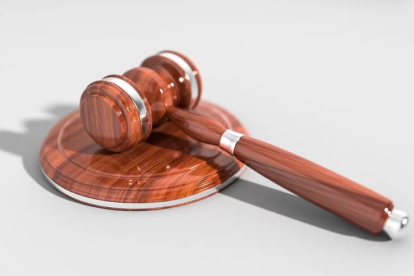 Referencial. El CJ aclara que sancionó por error inexcusable, previo el pronunciamiento de un juez de instancia superior.