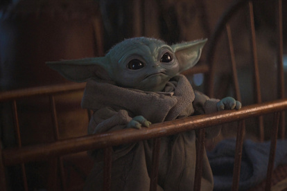 Baby Yoda es la estrella de The The Mandalorian, la serie de Disney+ basada en el universo de Star Wars.