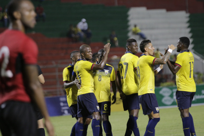 En la última fecha FIFA del año, Ecuador derrotó por 3-0 a Trinidad y Tobago en el estadio Reales Tamarindos de Portoviejo.