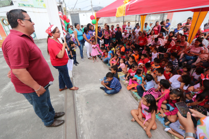 Más de 200 niños se reunieron en la sede de la fundación, al norte de Guayaquil.