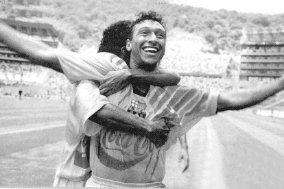 Carlos Muñoz fue muy querido por los seguidores de Barcelona.