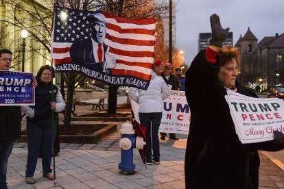 Un grupo de seguidores de Trump se reunió el pasado martes, en Charleston (Virginia Occidental).