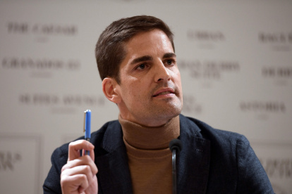 Robert Moreno dirigió a la selección de España mientras Luis Enrique superaba un problema familiar. Él quería dirigir la Eurocopa.