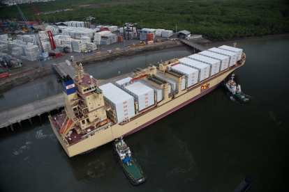 El banano de la compañía Dole sale a través de Naportec.