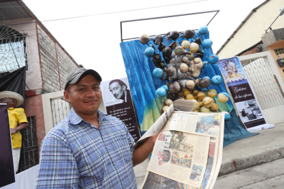 Este año, José Salas decidió representar la obra "Galatea de las esferas" de Dalí.