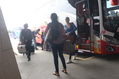 Un alto movimiento se registra en la terminal terrestre.

Agencia (ag-extra)