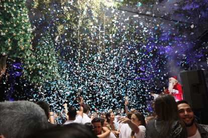 Hasta Papá Noel estuvo presente en el encuentro.