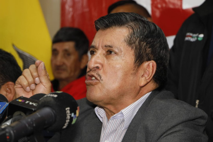 Los trabajadores, agremiados en sindicatos y confederaciones, rechazaron el incremento salarial.