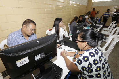 En la Zona 8 hay 24 sedes tradicionales donde el padre de familia puede acudir a inscribir a su hijo. La atención es de lunes a sábado.