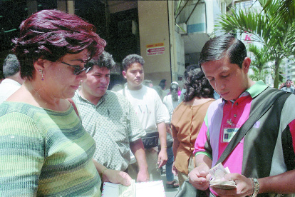 El jueves se cumplen veinte años de la dolarización del Ecuador.