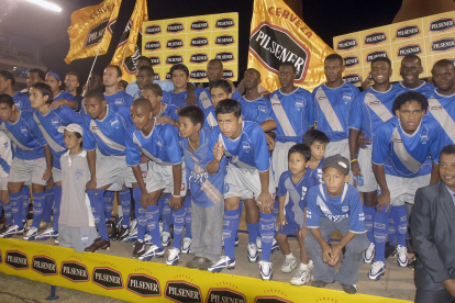 El equipo eléctrico del 2006 no tuvo a ningún jugador nacionalizado.