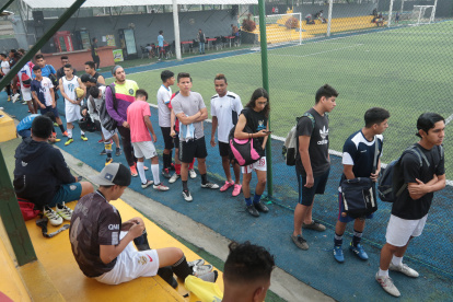 Más de cien deportistas llegaron en el primer día de convocatoria libre de Guayaquil Sport.