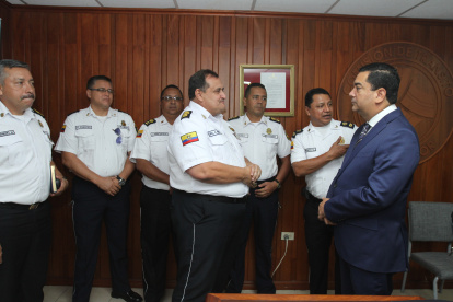 La CTE insiste en la dotación de armas no letales y de fuego.