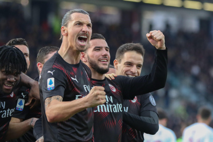 Zlatan empieza a demostrar que no solo fue exceso del confianza cuando dijo que levantaría al Milan.