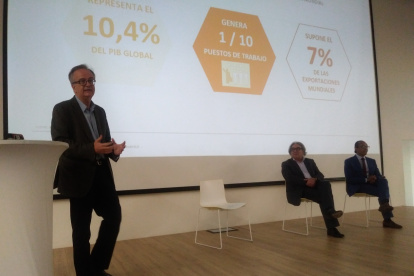 Simón Pedro Barceló, copresidente de Barceló Hotel Group, dio una conferencia en Guayaquil a empresarios e inversionistas del sector turístico.