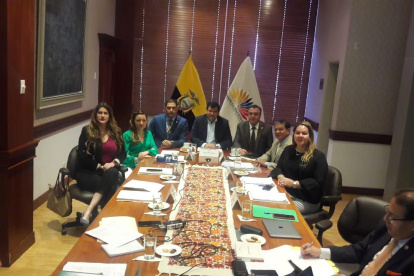 El Consejo de Administración Legislativa revisó la situación de asambleístas asilados en México