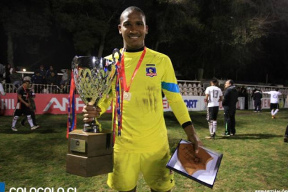 La ficha del golero Omar Carabalí pertenece al Colo Colo de Chile, pero se irá a préstamo después del torneo sudamericano