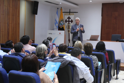 Representantes de la Universidad de La Rioja capacitaron a representantes de 22 universidades ecuatorianas.