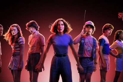 Fue tal el éxito de la película Stranger Things que se hizo una serie sobre ella.