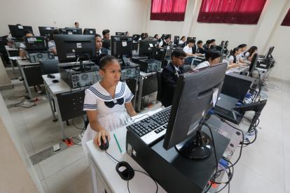 Hecho. Un total de 169.847 alumnos de la Costa rendirán la prueba Ser Bachiller hasta el jueves.