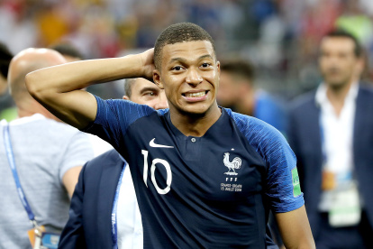 Kylian Mbappé, atacante del París Saint Germain, quiere seguir los pasos de la leyenda de la selección francesa.