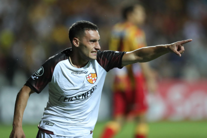 Emmanuel Martínez, tras asistencia de Días, convirtió el segundo tanto para Barcelona apenas inició el tiempo complementario.