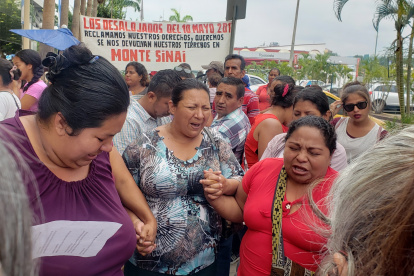 En reiteradas ocasiones habitantes de Monte Sinaí se han acercado al Gobierno Zonal a exigir sus títulos de propiedad.