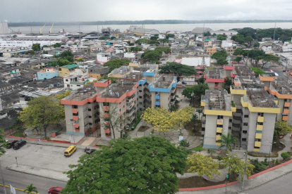 La Pradera se queja del tránsito constante de camiones pesados.