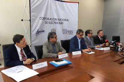 El Ministro de Energía y otros funcionarios informaron resultados de la intervención.