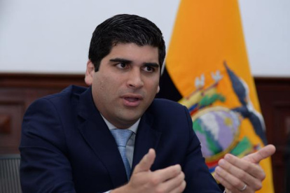 Tripulación. El vicepresidente viajaba junto a su esposa y el gobernador del Guayas.