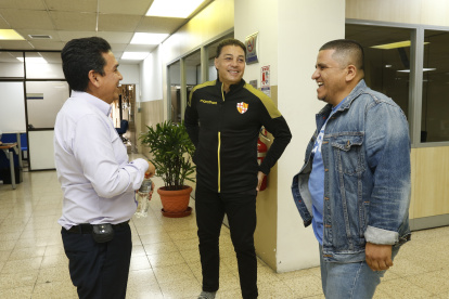 Alfaro comentó que tema de Michael Arroyo es algo muy complejo, porque tiene un contrato en vigencia.