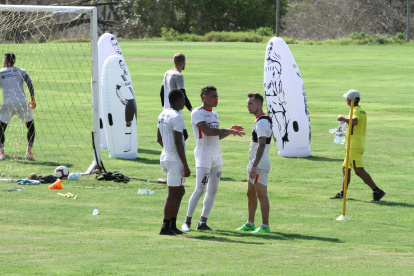 Damián Díaz y Jonathan Álvez, dos baluartes del Ídolo.