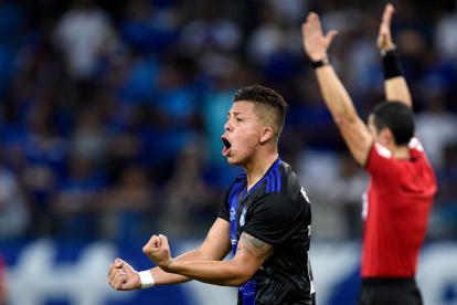 Marlon Mejía, defensa de Emelec, será titular el jueves ante Blooming