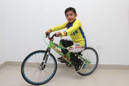 Joaquín Salvador anhela seguir dejando en alto el nombre del país.