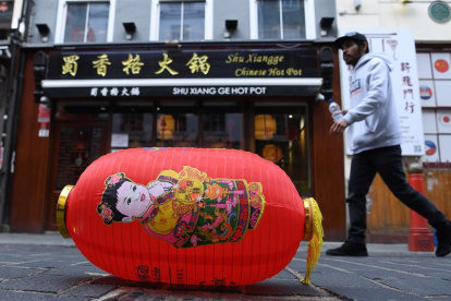 Los negocios chinos en el mundo sufren el efecto del miedo al coronavirus. En la foto, una imagen desde el barrio chino de Londres.