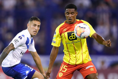 Aucas perdió de visitante por la mínima diferencia ante Vélez Sarsfield.