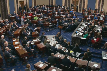 Washington (United States), 05/02/2020.- A still image taken from a webcast provided by the United States Senate shows a view of the Senate floor during the roll call vote in the impeachment trial against US President Trump during in the Senate at the US Capitol in Washington, DC, USA, 05 February 2020. The Senate voted to acquit US President Donald J. Trump on the charges of abuse of power and obstruction of Congress. (Estados Unidos) EFE/EPA/US SENATE TV / HANDOUT HANDOUT HANDOUT EDITORIAL USE ONLY/NO SALES USA SENATE IMPEACHMENT