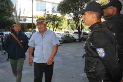 El presidente de la Conaie llegó a la Fiscalía a dar su versión sin juramento en un expediente derivado de las protestas de octubre