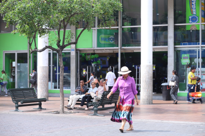 La temperatura de la ciudad, en los últimos meses, ha llegado hasta 37 grados centígrados.