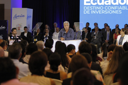 El presidente se refirió al acoso en una reunión con empresarios.