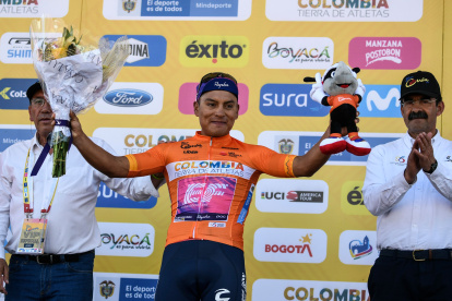 Jonathan Caicedo defendió por segunda etapa consecutiva el liderato del Tour Colombia.