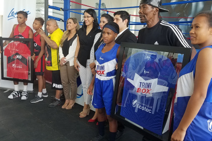 Deportistas, directivos de los clubes y autoridades de la Universidad Ecotec