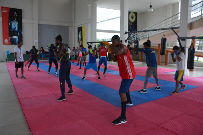 Los 13 púgiles nacionales entrenaron en Napo y Esmeraldas. Mañana viajan a Bogotá, Colombia.
