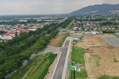 Guayaquil crece hacia el oeste, en medio de proyectos que los expertos los ven como soluciones "parche".